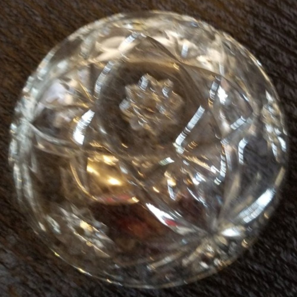 Vintage Cut Glass Scalloped Edge Candy/Nut Bowl - Picture 4 of 4